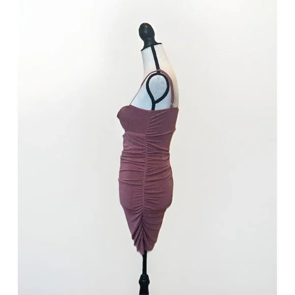 White Fox Dress Women’s Size Medium Pink Body Con Mini Cutout Spaghetti Strap - Picture 4 of 13